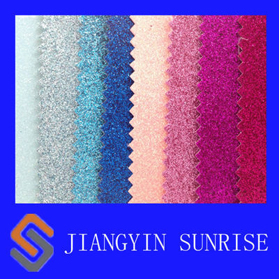 Tissu en cuir synthétique de PVC de textile de scintillement avec le support de Polyeater