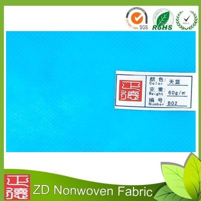 Métallisé non le textile tissé tourné réutilisable coloré pour l'agriculture couvre 1.6m 2.4m 3.2m