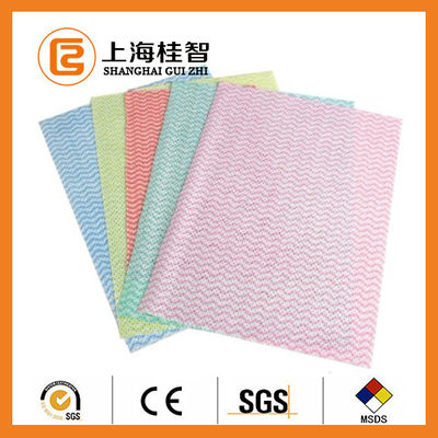Chiffons 100% perforés de Nonwoven de Spunlace de rayonne de FORCE avec la bonne absorbance de l'eau