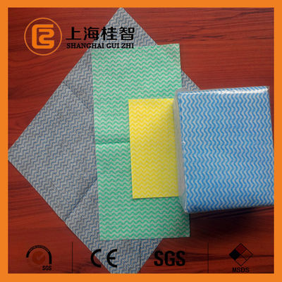 Chiffons 100% perforés de Nonwoven de Spunlace de rayonne de FORCE avec la bonne absorbance de l'eau
